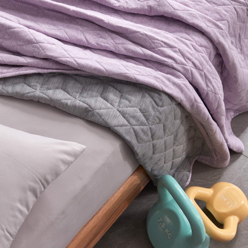 SLEEP ZONE Cooling Blanket for Hot Sleepers Throw Size (50x60 inches), Dual-Sided Cool Summer Blanket Lightweight Portable for Gym, Travel, Picnic, Camping (Light Purple+Grey) - Image 4